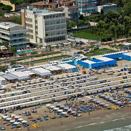 Residence Riccione Beach Apartments Exterior foto