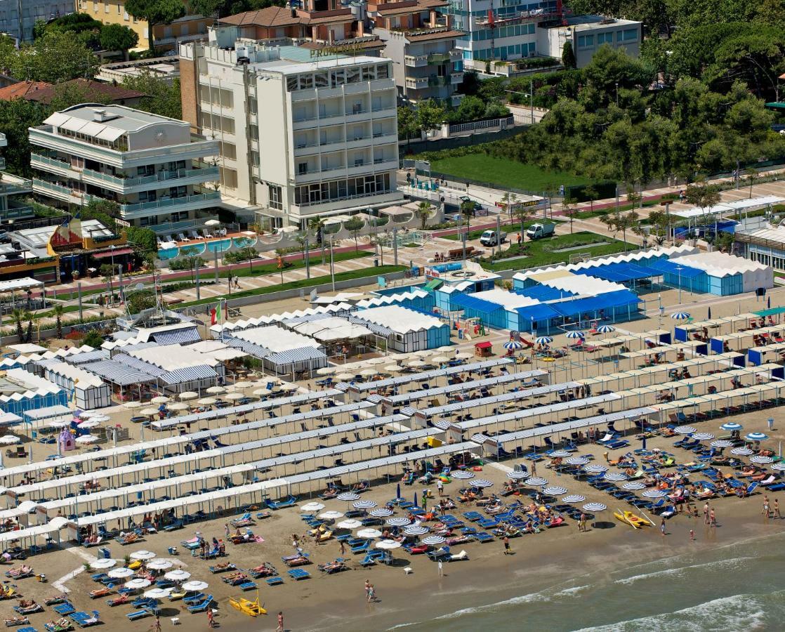 Residence Riccione Beach Apartments Exterior foto